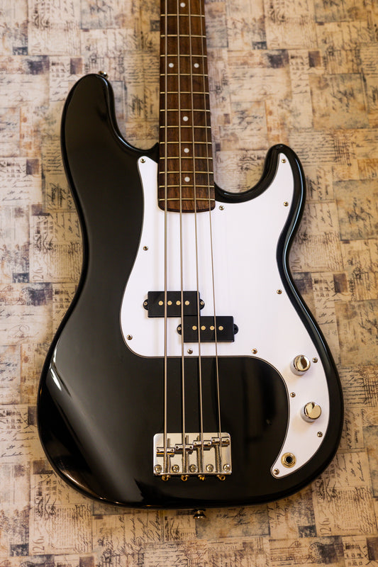 Fender Player Precision Bass with Pau Ferro Fretboard 2018 - Present - Black