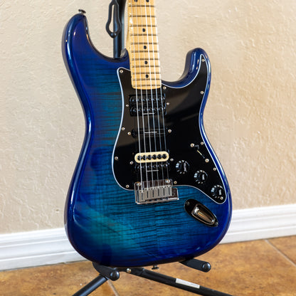 STUNNING Fender Player Stratocaster HSS Plus Top with Maple Fretboard 2019 - 2021 - Blue Burst