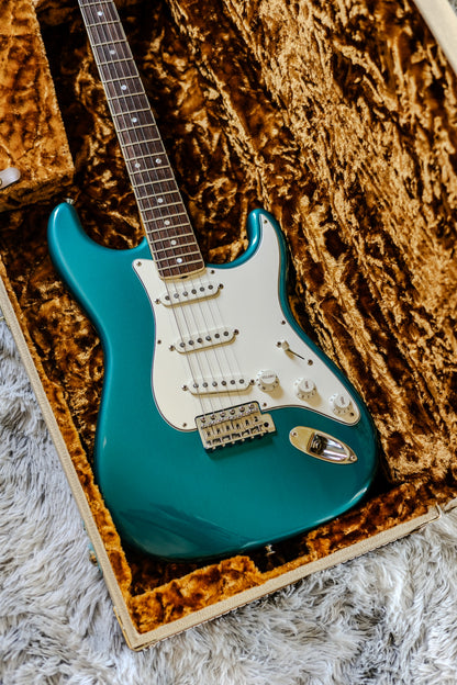 RARE Fender Eric Johnson Stratocaster with Rosewood Fretboard 2009 - 2021 - Tropical Turquoise