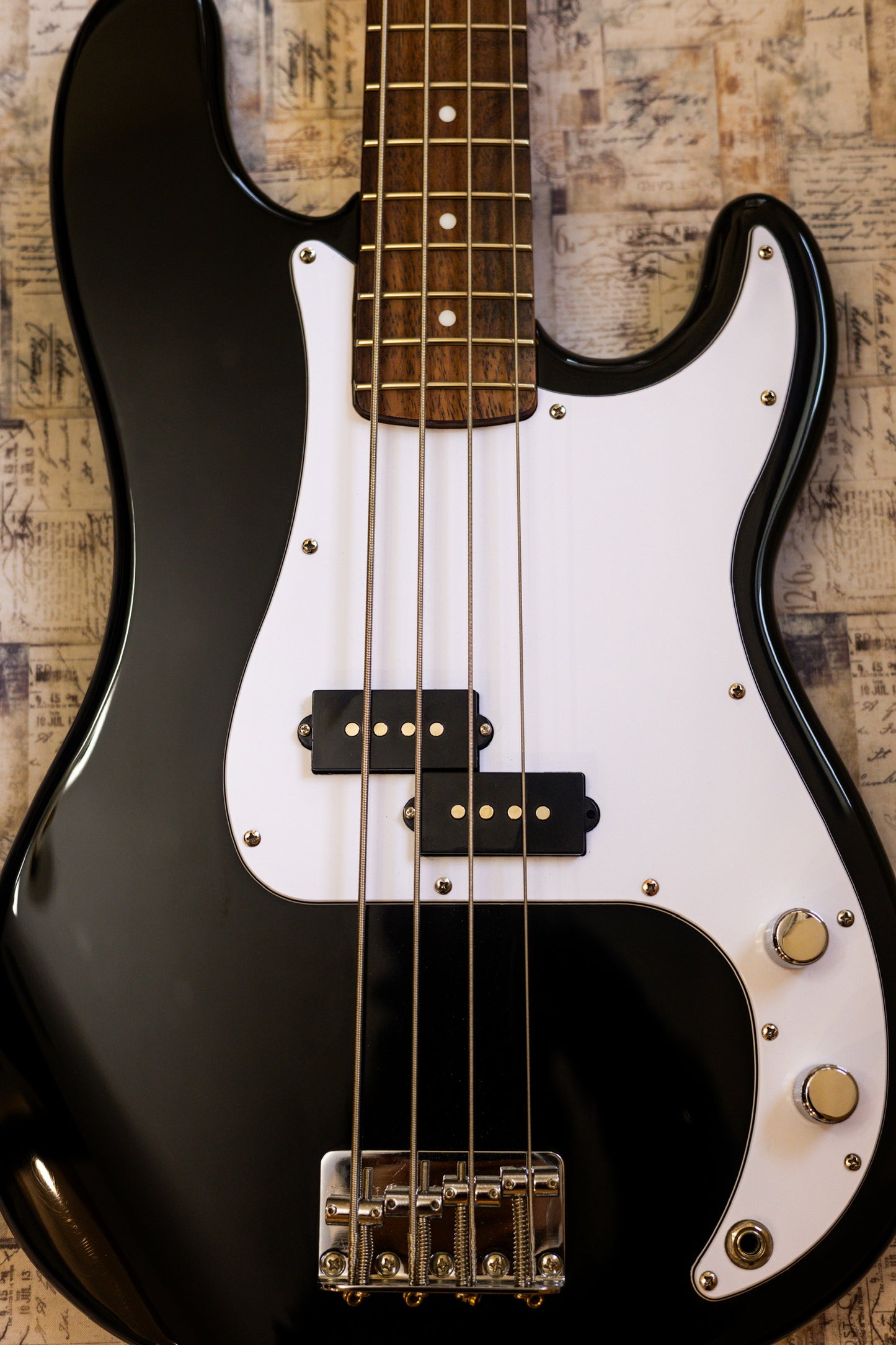 Fender Player Precision Bass with Pau Ferro Fretboard 2018 - Present - Black