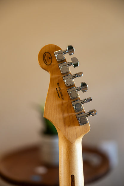 Fender Player Stratocaster with Maple Fretboard 2019 - 2021 - Surf Pearl limited edition