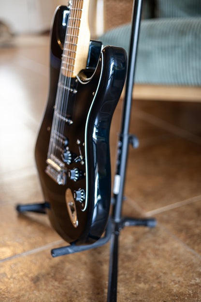 Fender Special Edition Standard HSS Stratocaster with Maple Fretboard 2018 - Black