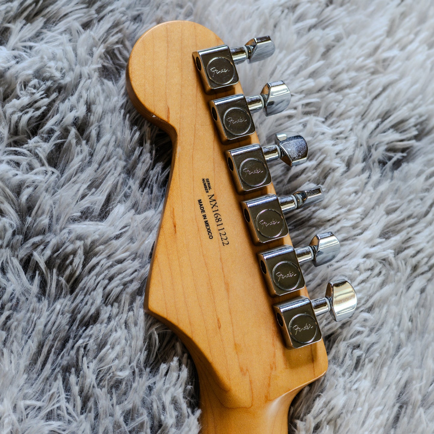 Fender Standard Stratocaster HSS Plus Top with Maple Fretboard 2013 - 2017 - Cherry Burst