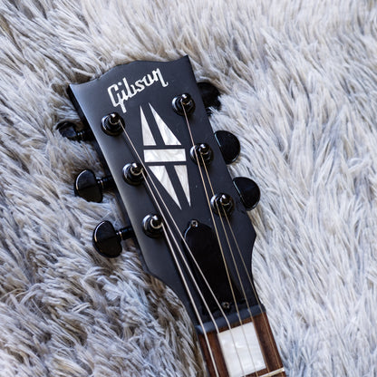 RARE Gibson N-225 2013 - Ebony with Pinstripe