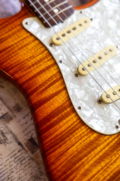 Fender Foto Flame Stratocaster MIJ