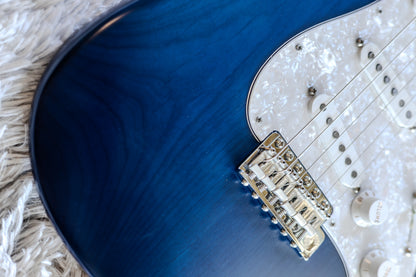 RARE Fender Cory Wong Signature Stratocaster 2023 - Saphire Blue