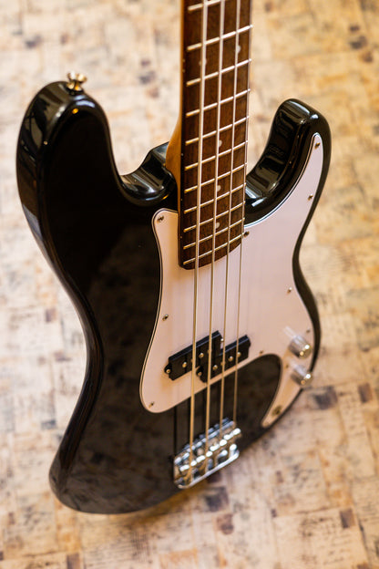 Fender Player Precision Bass with Pau Ferro Fretboard 2018 - Present - Black