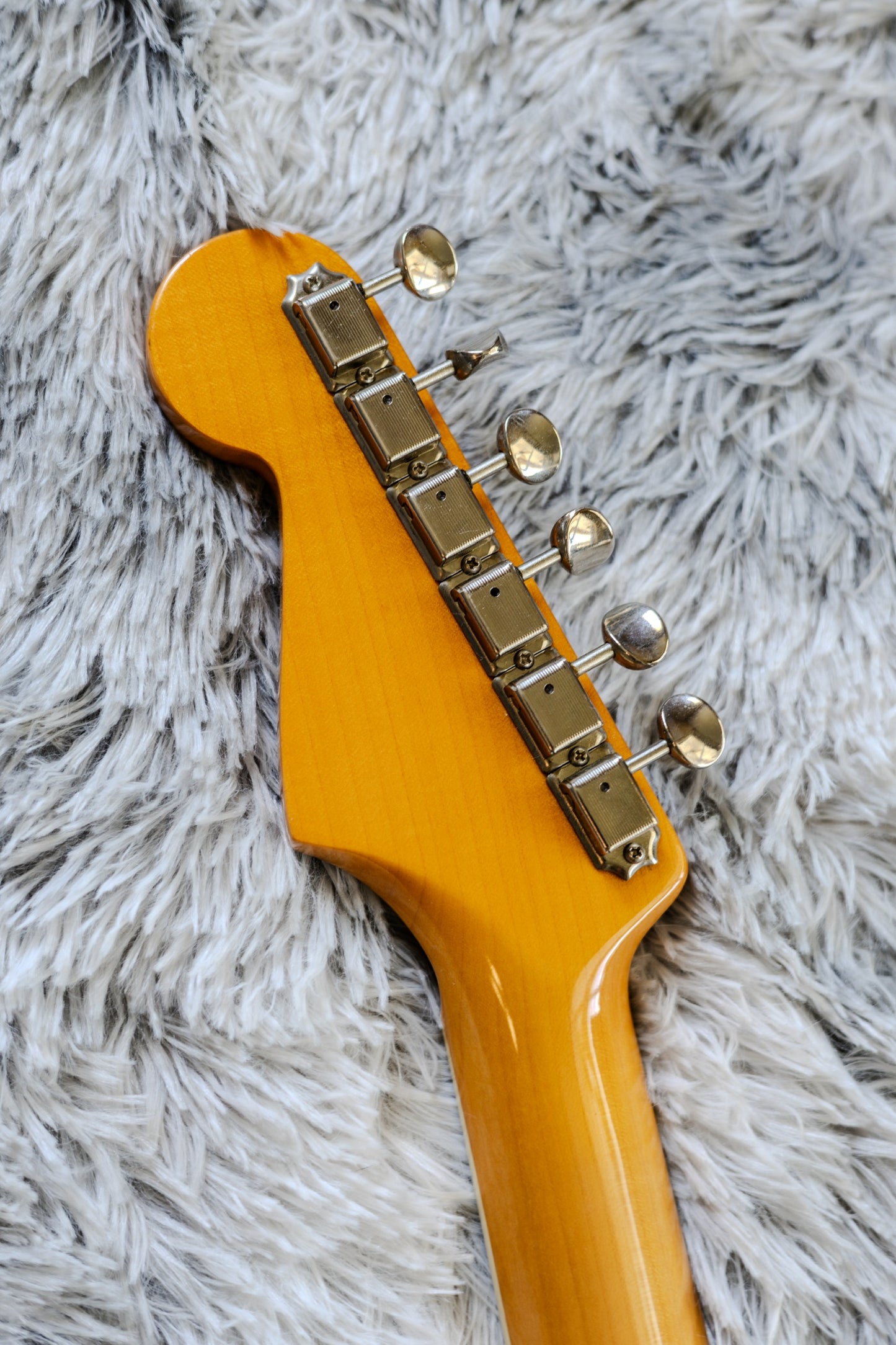RARE Fender Eric Johnson Stratocaster with Rosewood Fretboard 2009 - 2021 - Tropical Turquoise