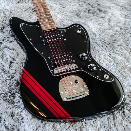 Fender Special Edition Blacktop Jazzmaster HH Stripe 2015-2016 - Black with Candy Apple Red Racing Stripe