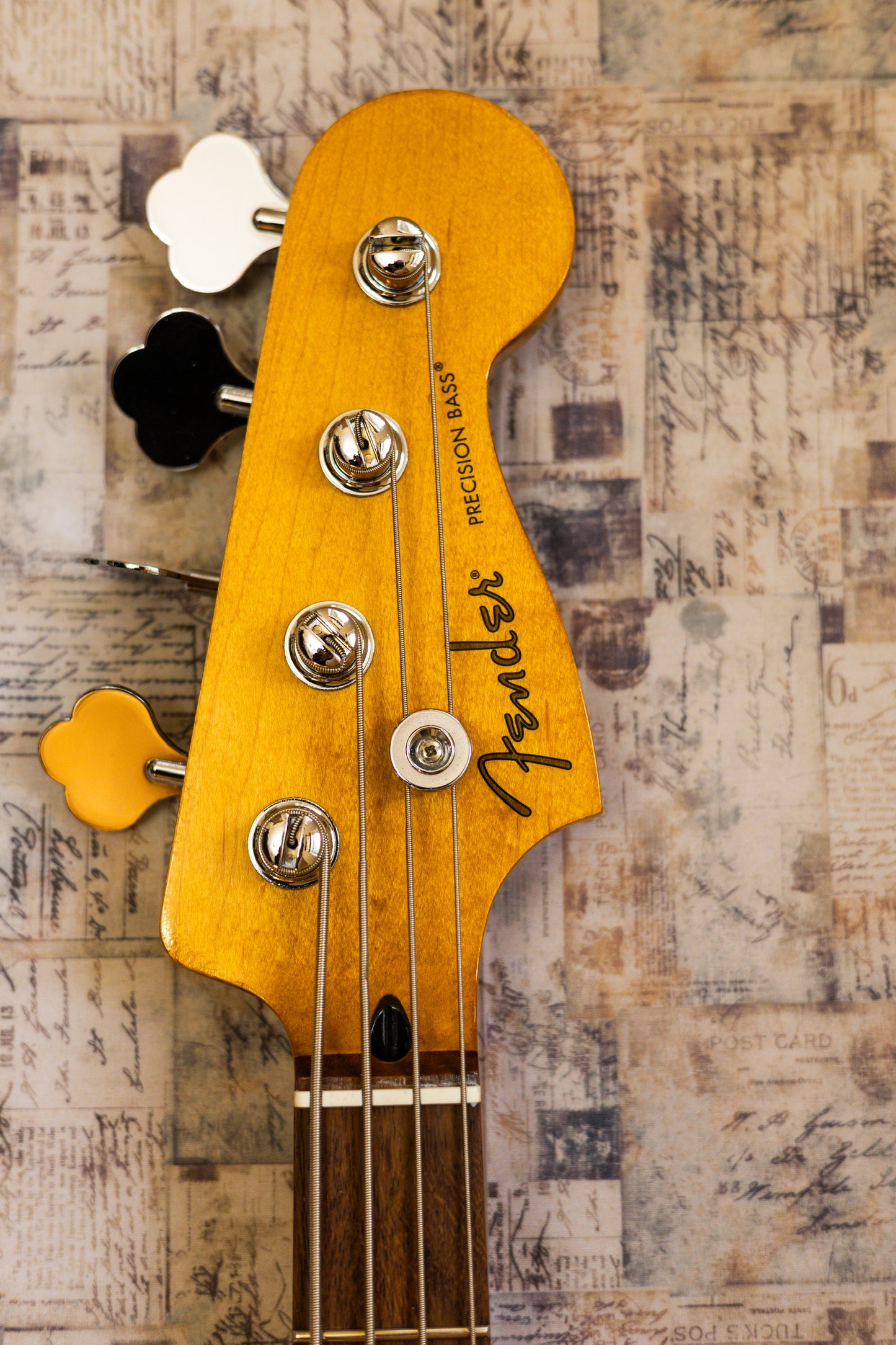 Fender Player Precision Bass with Pau Ferro Fretboard 2018 - Present - Black