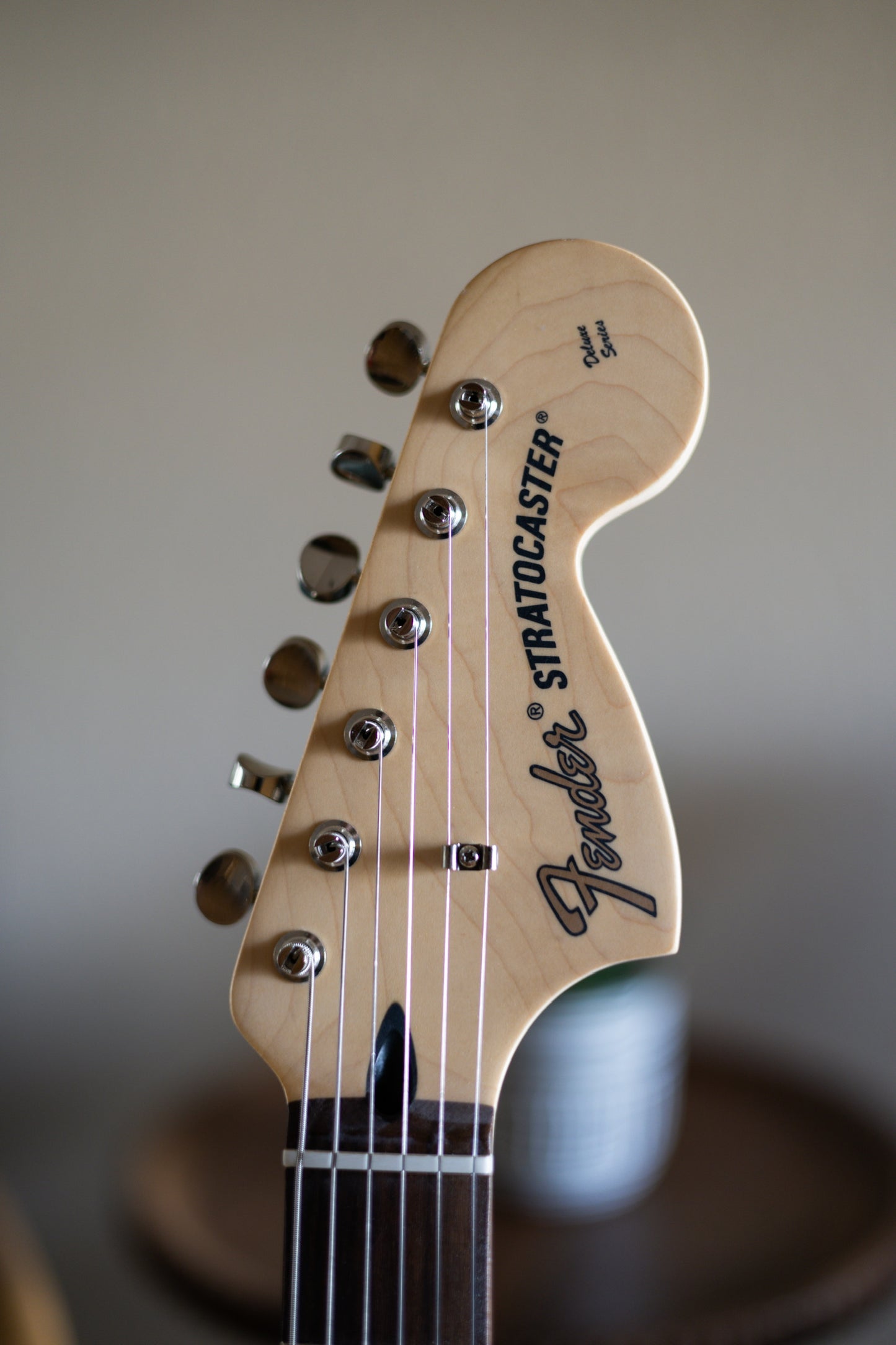 Fender Limited Edition Tom DeLonge Signature Stratocaster 2023 - Graffiti Yellow