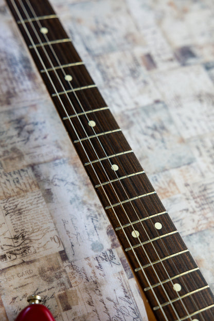 Fender Standard Stratocaster Satin with Maple Fretboard 2003 - 2006 - Candy Apple Red